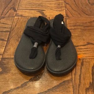Sanuk sandals